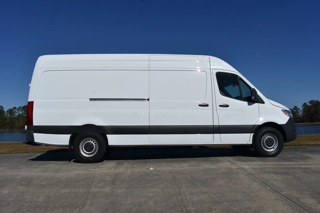2019 Freightliner - Image 3 of 12
