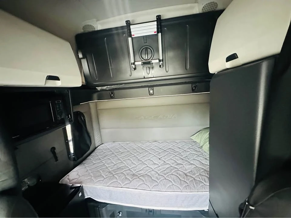 2019 Freightliner - Image 5 of 7