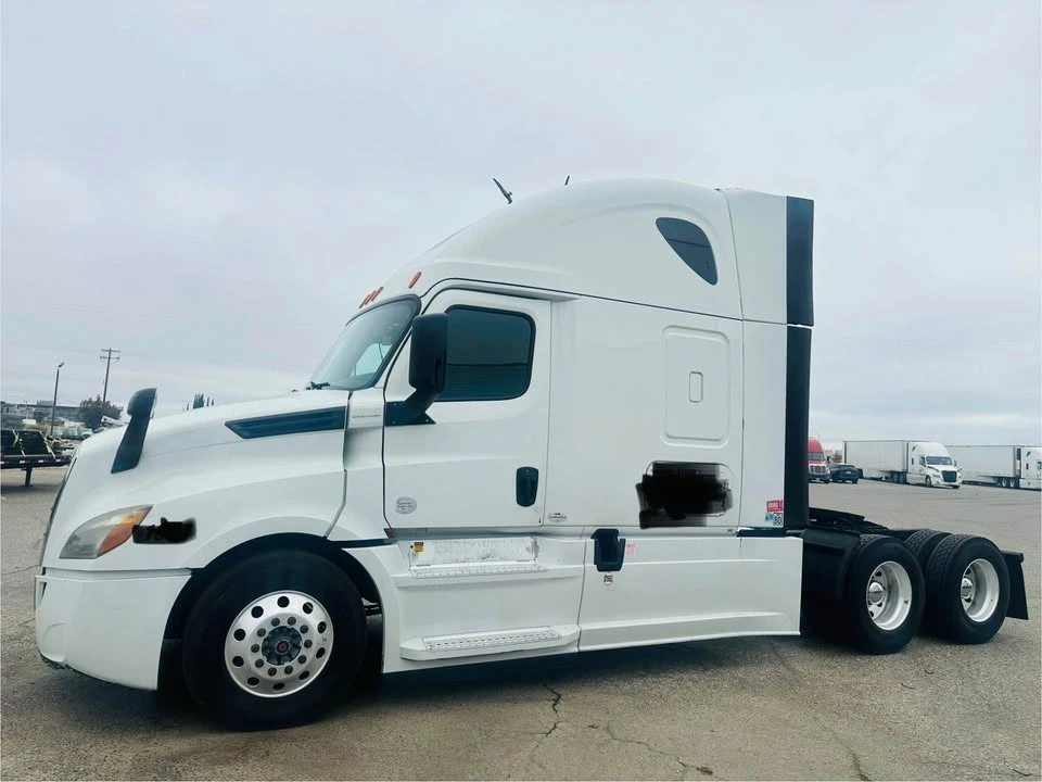 2019 Freightliner - Image 3 of 7