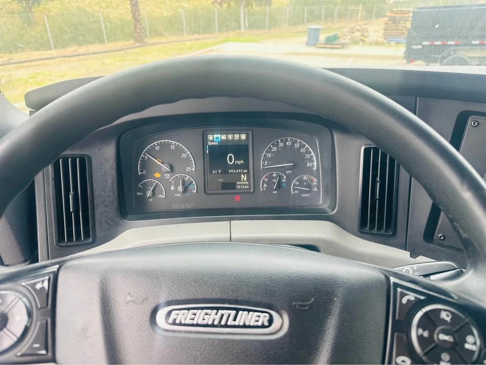 2019 Freightliner - Image 7 of 7