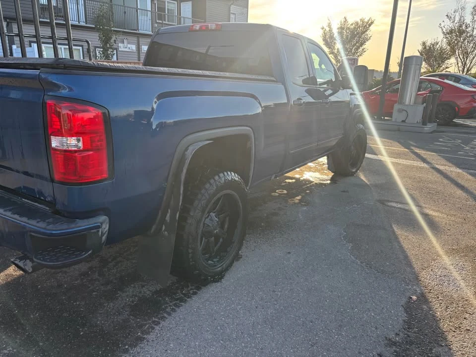 2019 GMC Sierra - Image 5 of 6