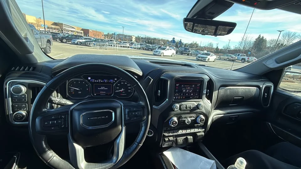 2019 GMC Sierra - Image 2 of 10