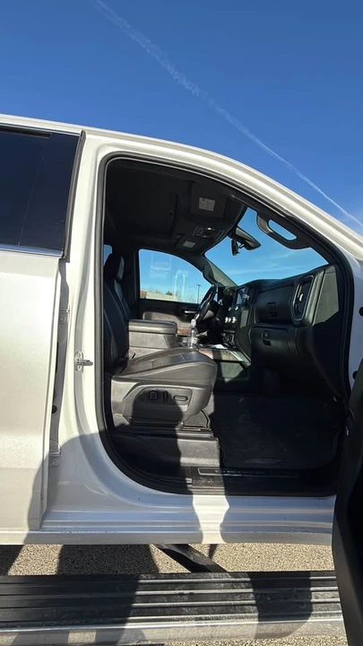2019 GMC Sierra - Image 5 of 10