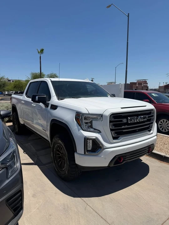2019 GMC Sierra - Image 2 of 3