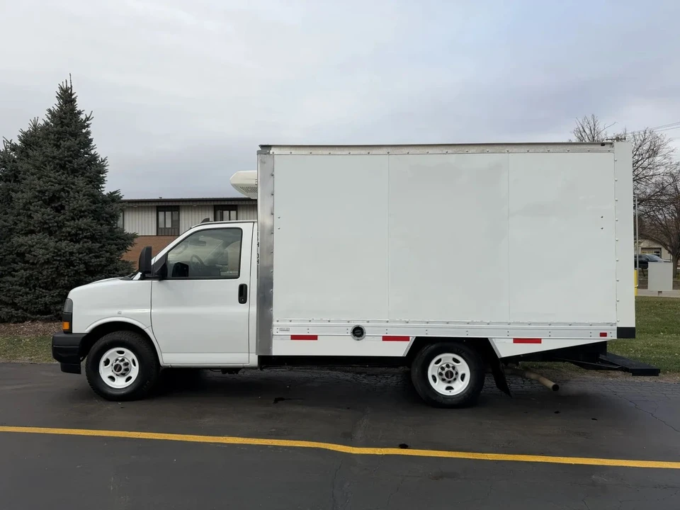 2019 GMC Sierra Heavy Duty 4th Gen - Image 2 of 21