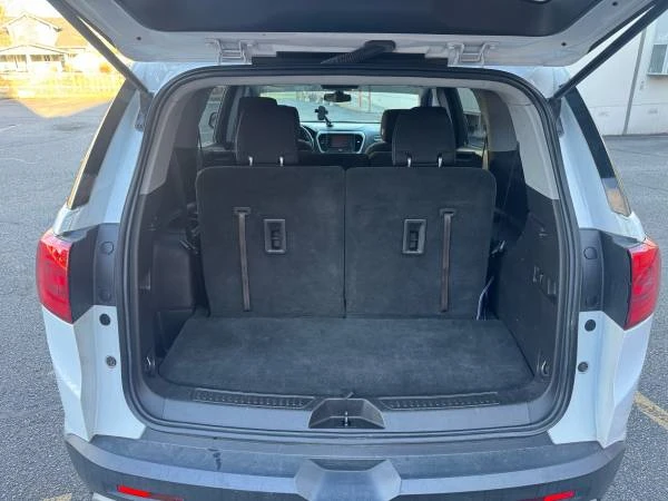 2019 GMC Acadia - Image 13 of 16