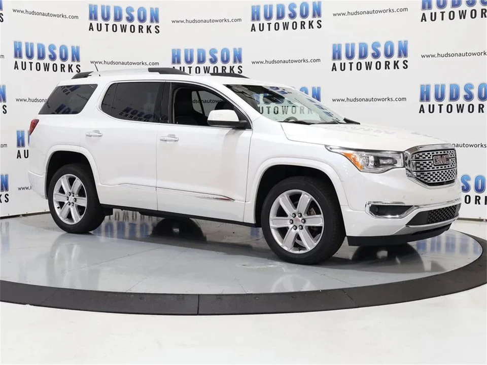 2019 GMC Acadia - Image 8 of 31