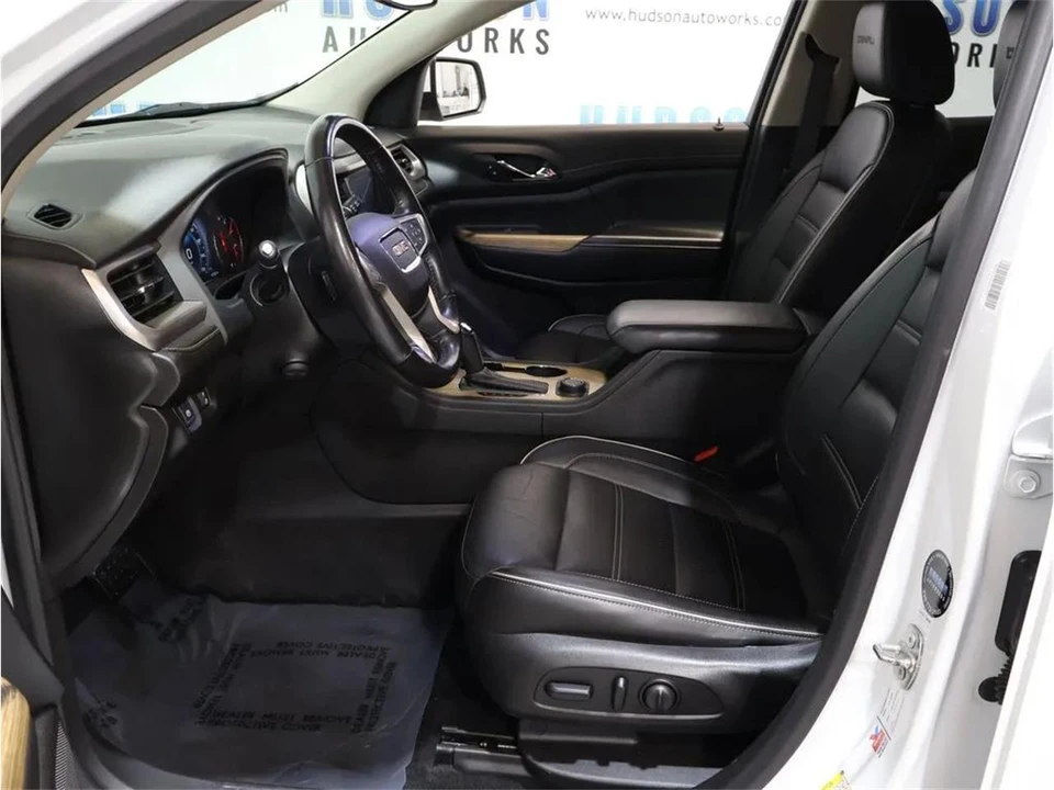 2019 GMC Acadia - Image 14 of 31