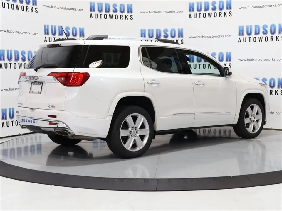 2019 GMC Acadia - Image 6 of 31