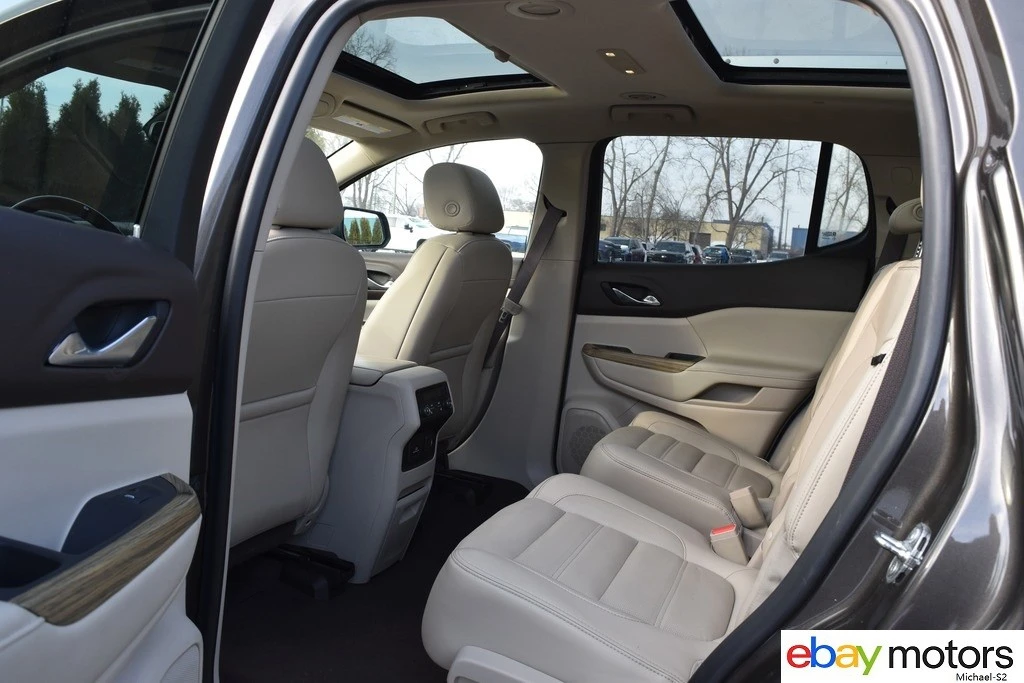 2019 GMC Acadia - Image 11 of 21
