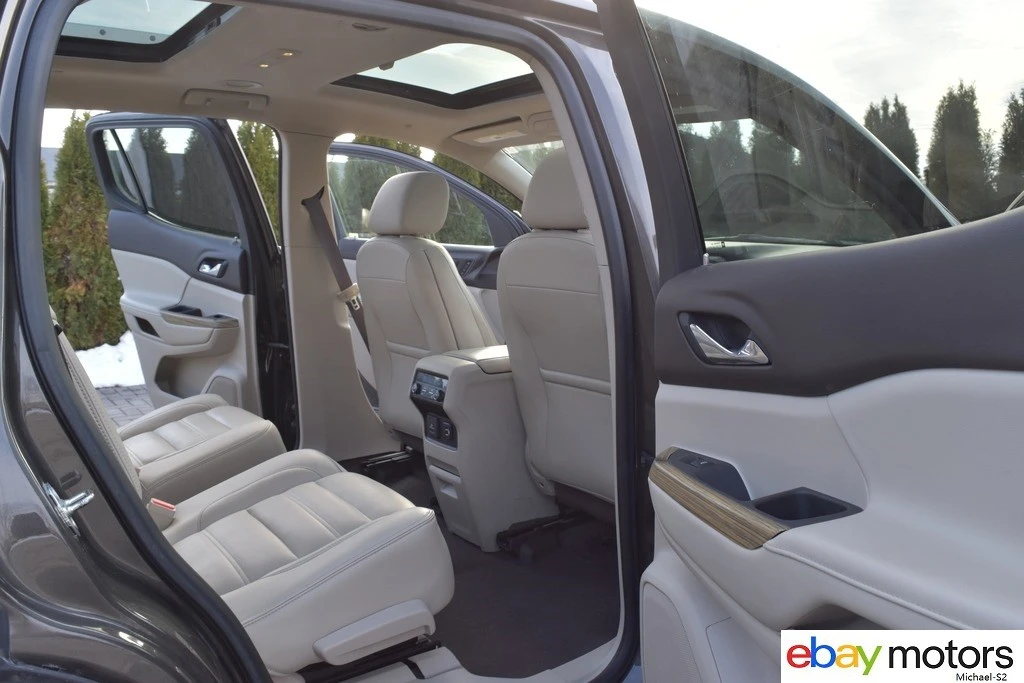 2019 GMC Acadia - Image 18 of 21