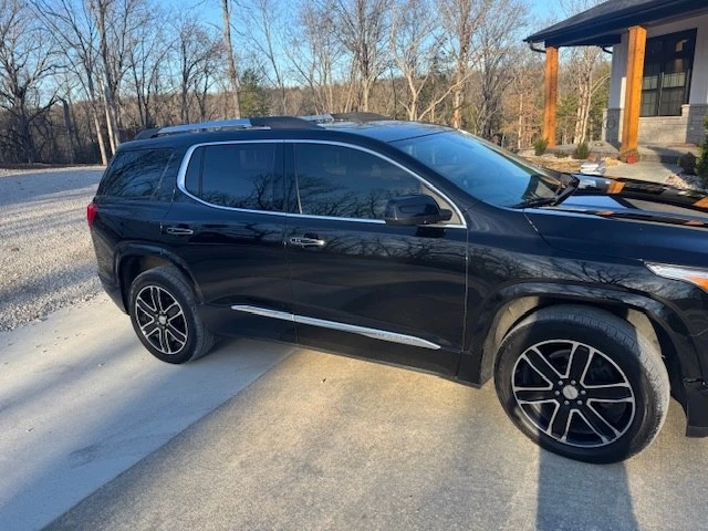 2019 GMC Acadia - Image 4 of 17