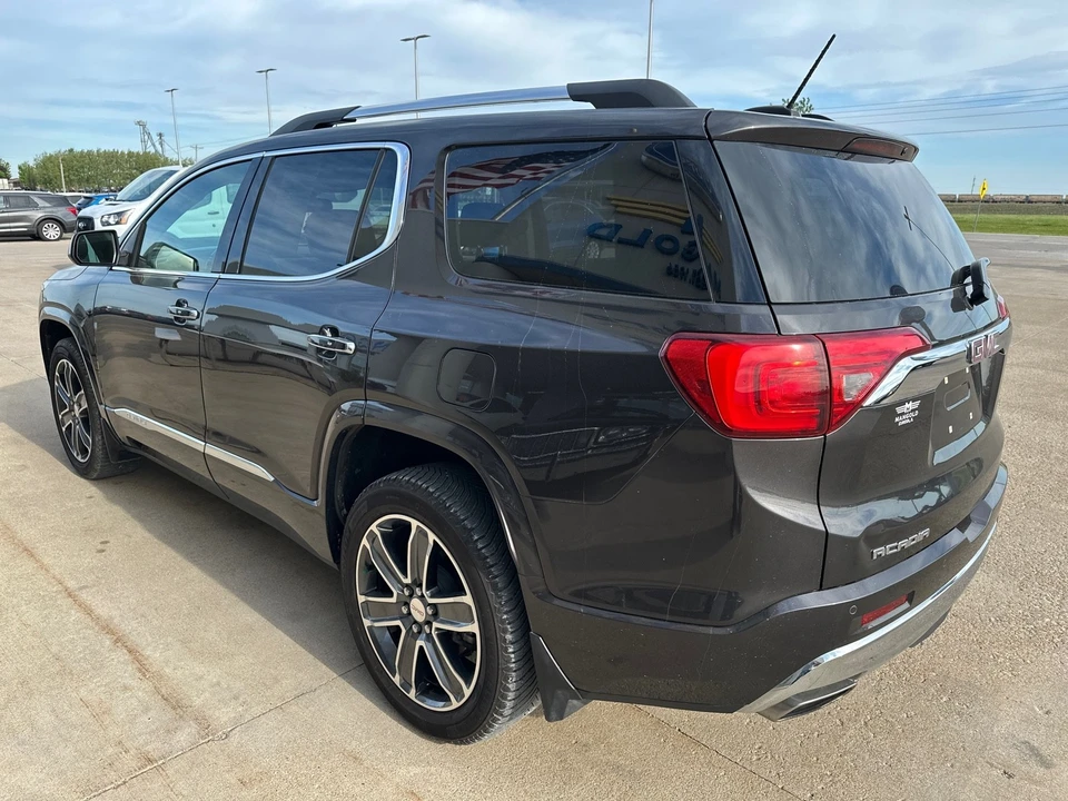 2019 GMC Acadia - Image 11 of 12
