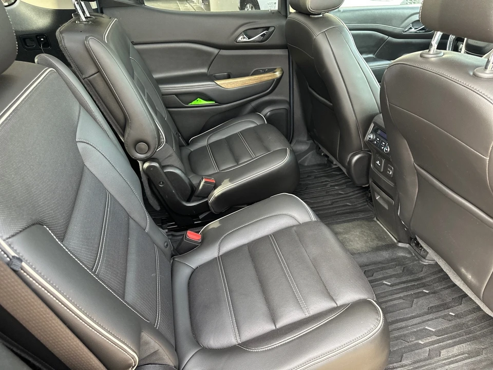 2019 GMC Acadia - Image 18 of 21