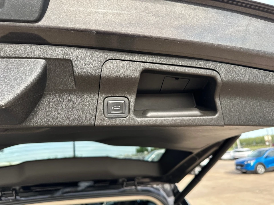 2019 GMC Acadia - Image 17 of 21