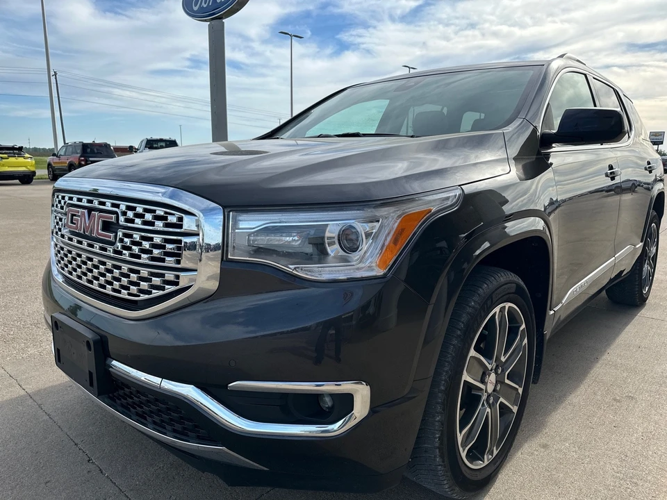 2019 GMC Acadia - Image 7 of 21