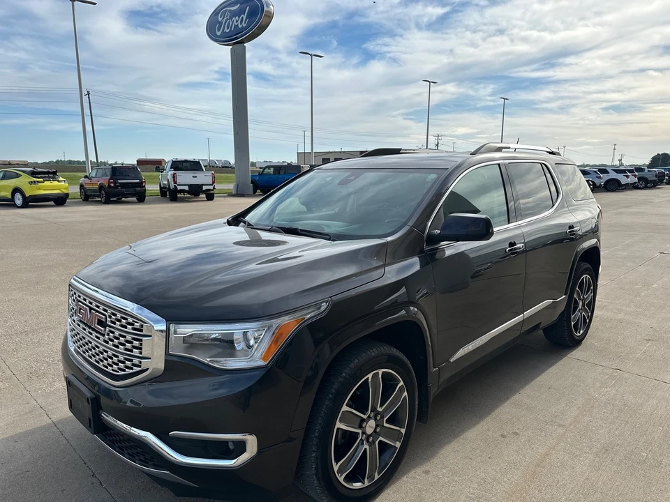 2019 GMC Acadia - Image 6 of 12