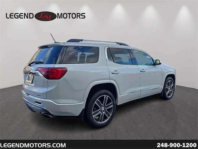 2019 GMC Acadia - Image 7 of 12