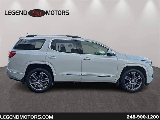 2019 GMC Acadia - Image 8 of 12