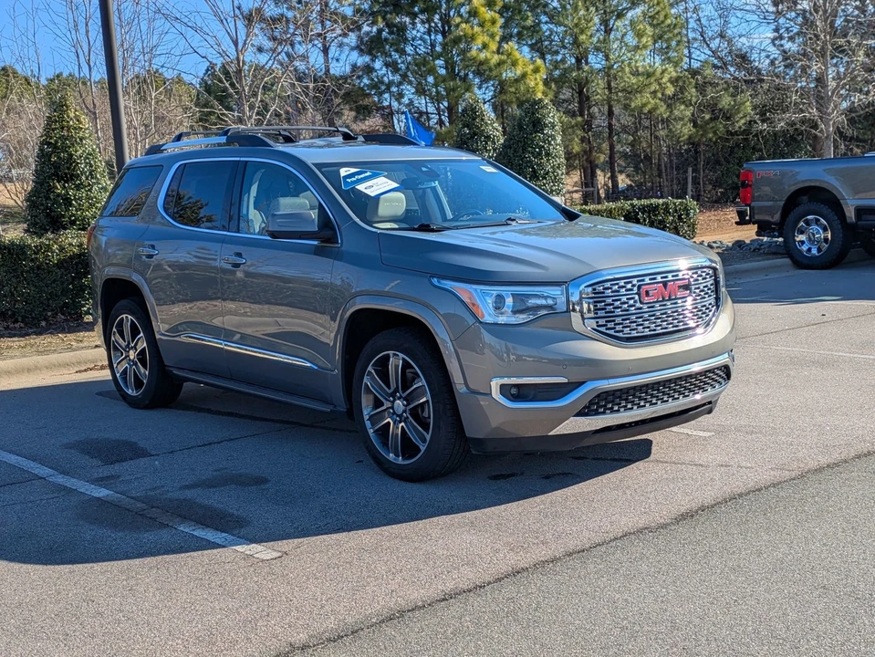 2019 GMC Acadia - Image 2 of 12