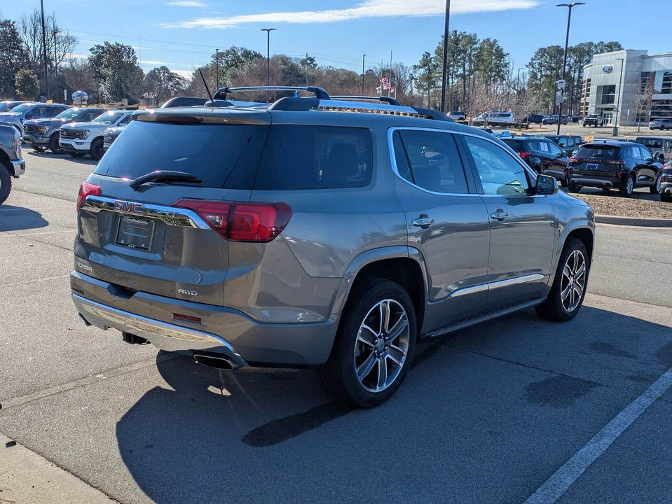 2019 GMC Acadia - Image 4 of 12