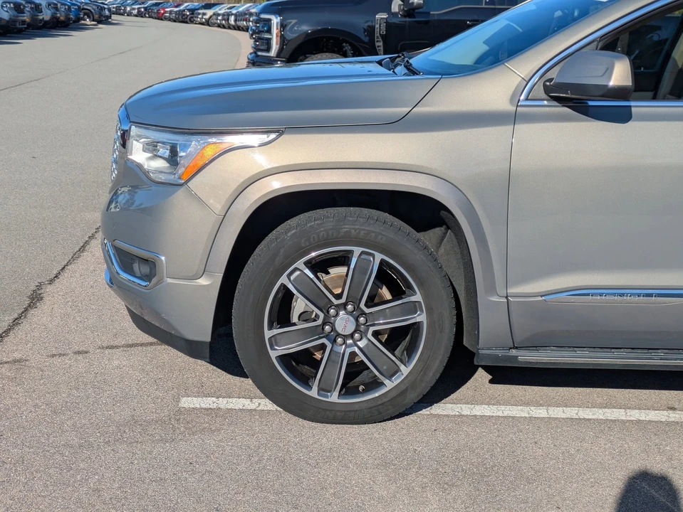2019 GMC Acadia - Image 11 of 12