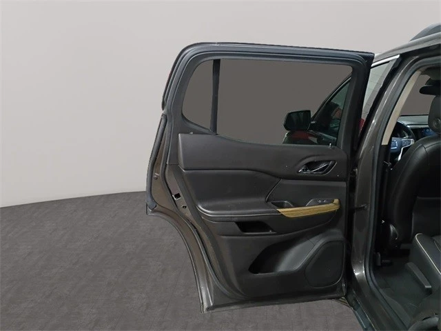 2019 GMC Acadia - Image 13 of 21