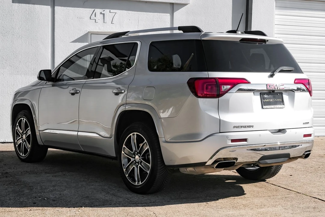 2019 GMC Acadia - Image 12 of 21