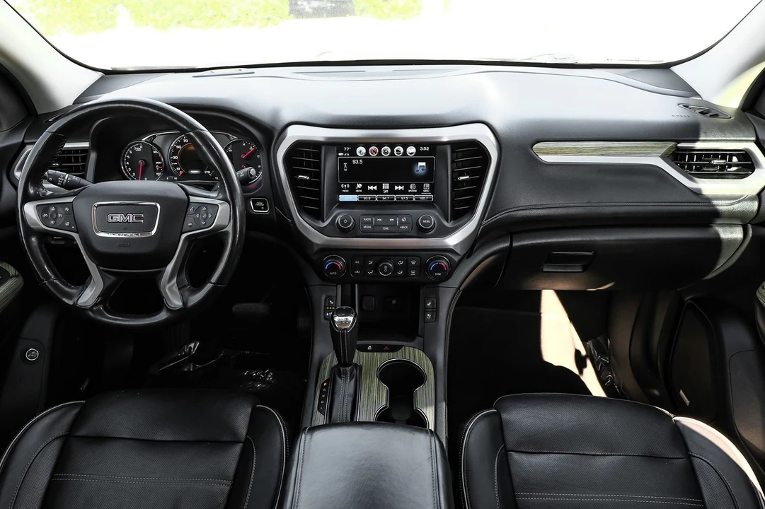 2019 GMC Acadia - Image 17 of 21