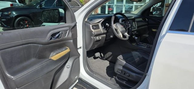 2019 GMC Acadia - Image 10 of 21