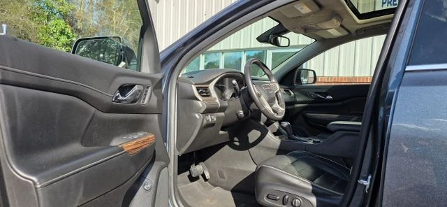 2019 GMC Acadia - Image 9 of 21