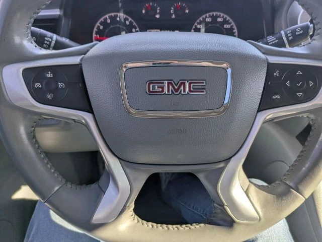 2019 GMC Acadia - Image 18 of 21
