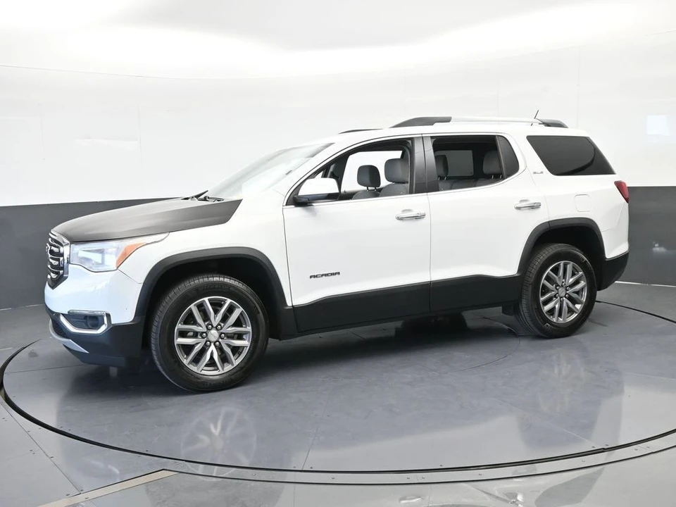 2019 GMC Acadia - Image 2 of 12
