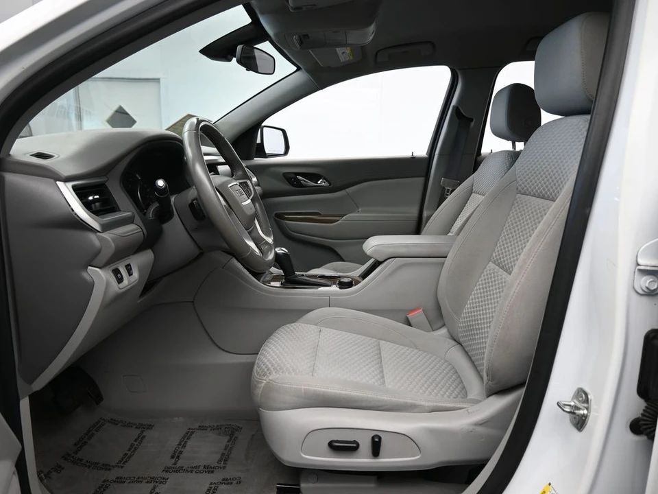 2019 GMC Acadia - Image 11 of 12