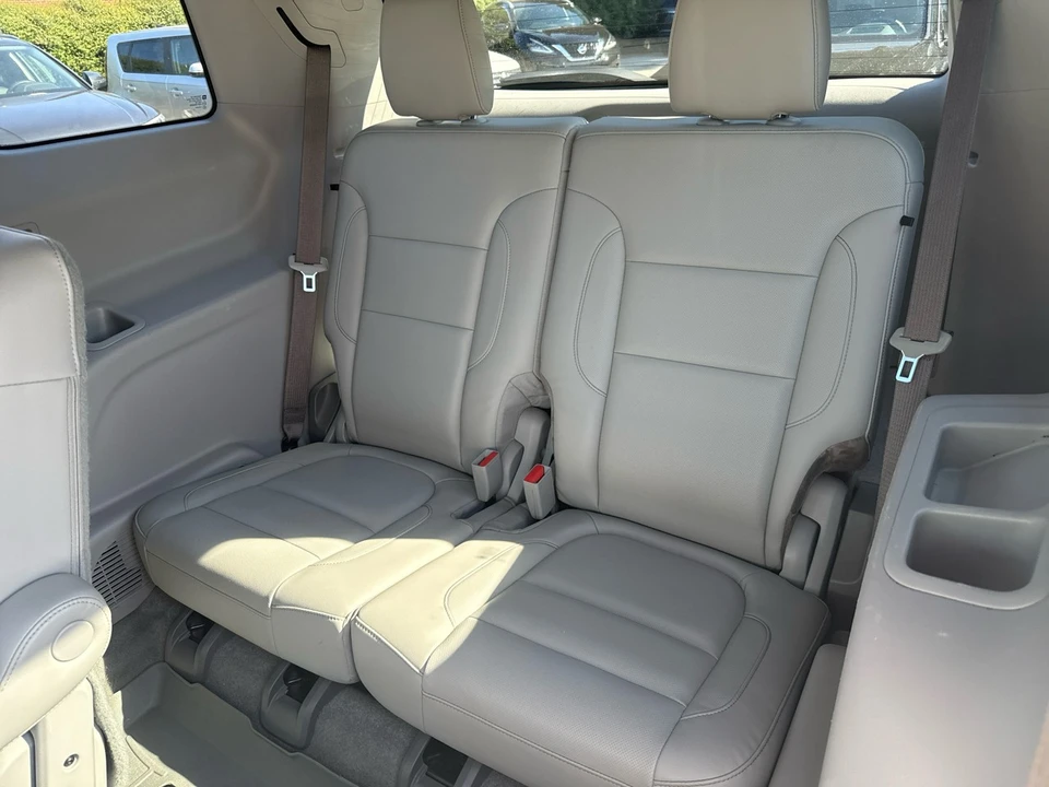 2019 GMC Acadia - Image 17 of 21