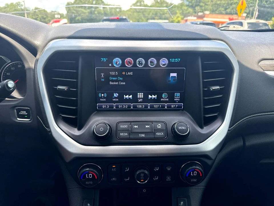 2019 GMC Acadia - Image 10 of 20