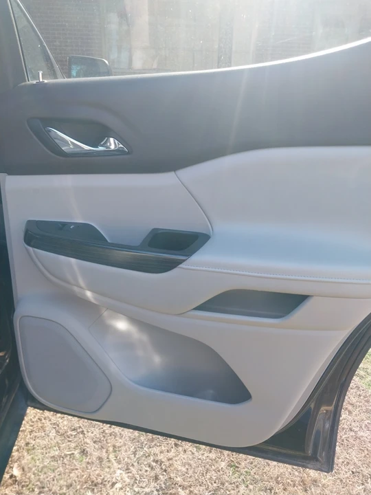 2019 GMC Acadia - Image 13 of 21