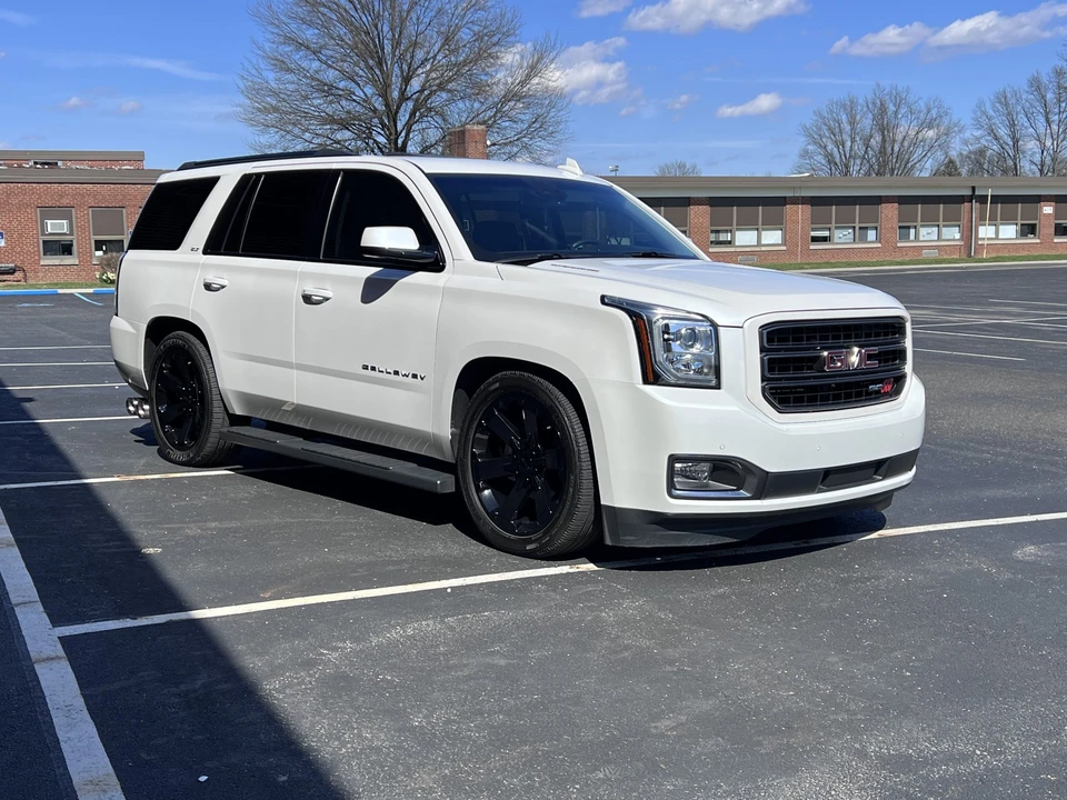 2019 GMC Yukon 4th Gen - Image 7 of 31