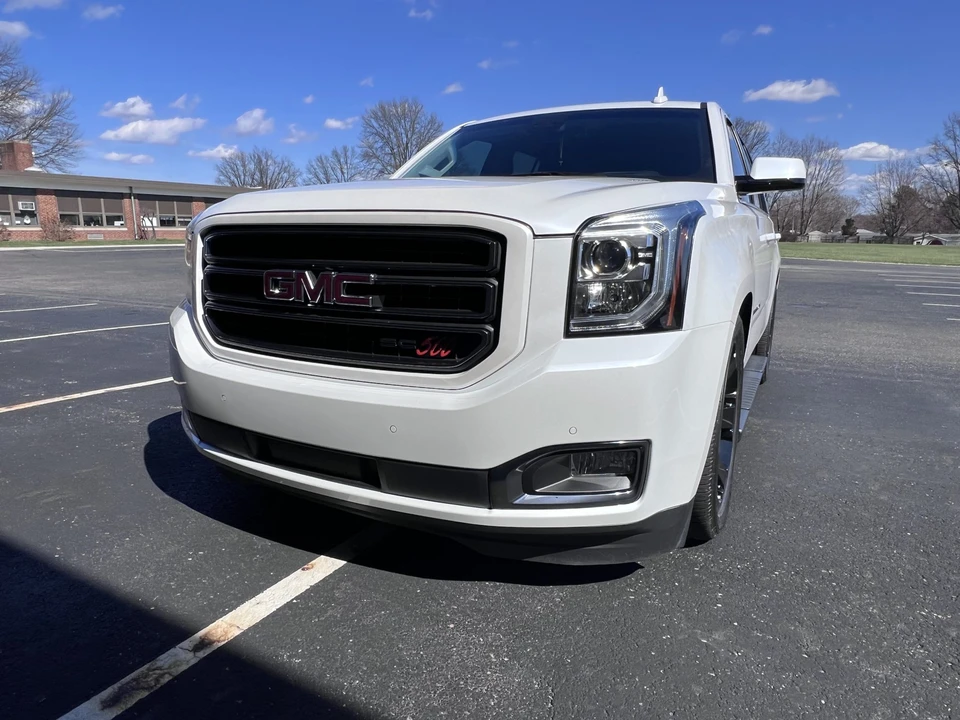 2019 GMC Yukon 4th Gen - Image 15 of 31