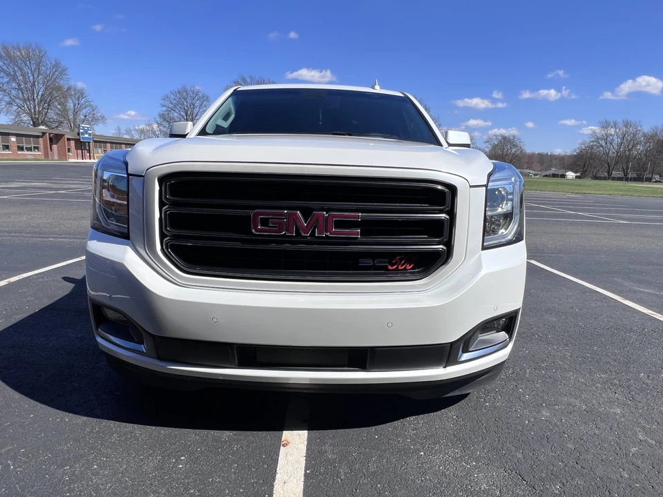 2019 GMC Yukon 4th Gen - Image 13 of 31