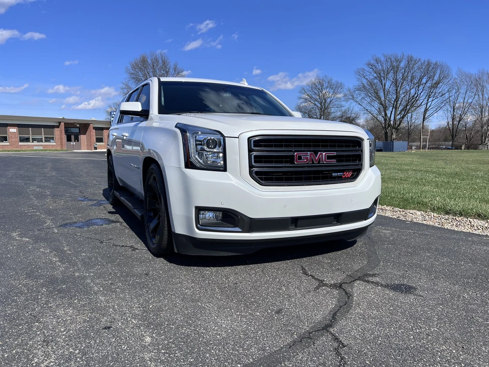 2019 GMC Yukon 4th Gen - Image 9 of 31