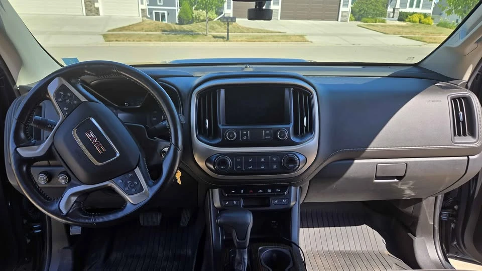 2019 GMC Canyon 2nd Gen - Image 2 of 16