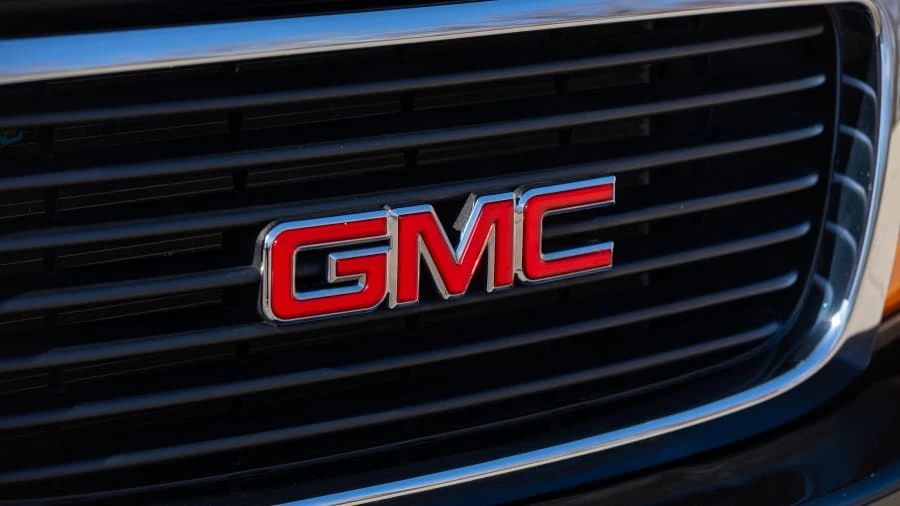 2019 GMC Savana - Image 23 of 31