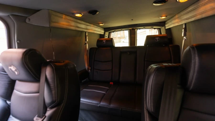 2019 GMC Savana - Image 29 of 31