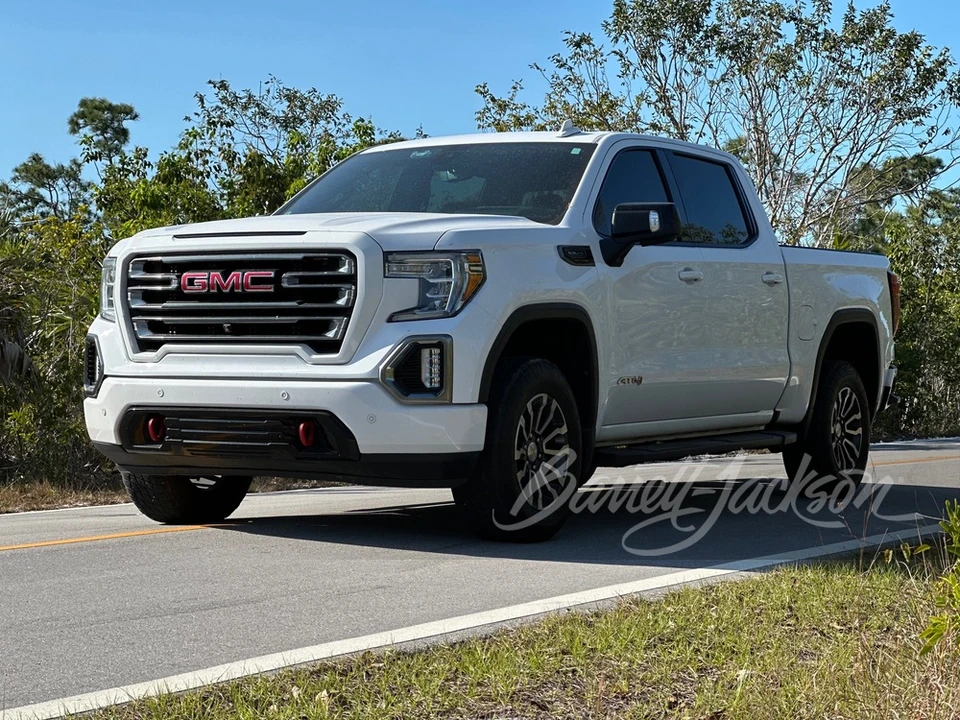 2019 GMC Sierra 5th Gen - Image 10 of 11