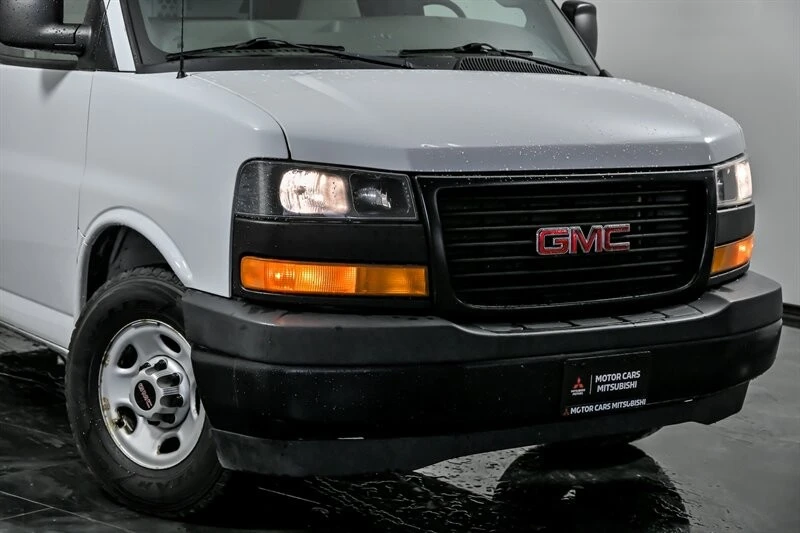 2019 GMC Savana - Image 2 of 21