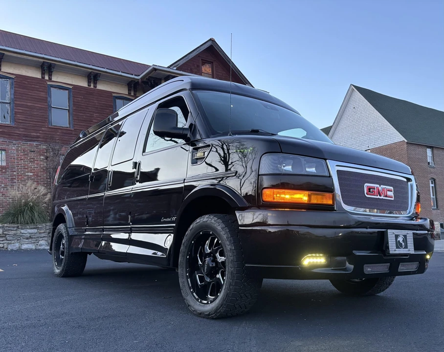 2019 GMC Savana - Image 20 of 31