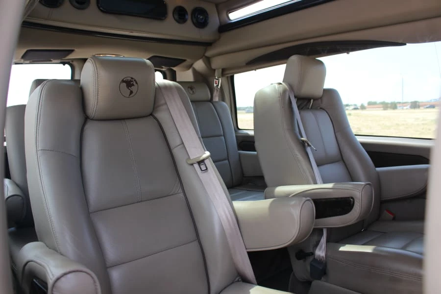 2019 GMC Savana - Image 20 of 27