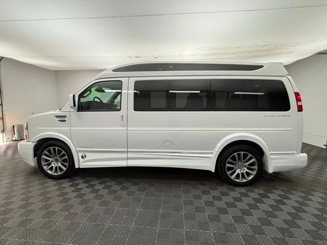 2019 GMC Savana - Image 15 of 21