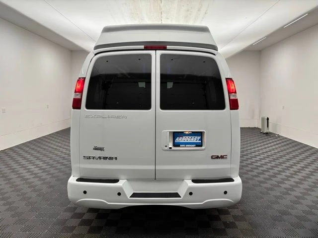 2019 GMC Savana - Image 9 of 21